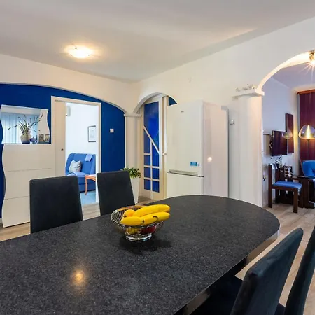 Apartment Mila Banjole